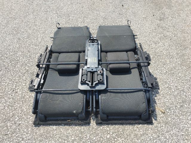 bontott LAND ROVER DISCOVERY Harmadik sor Ülés Szett