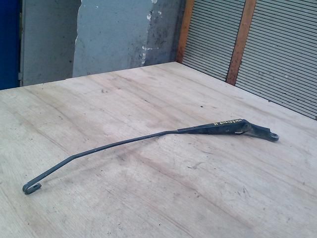 bontott LAND ROVER DISCOVERY Hátsó Ablaktörlő Kar