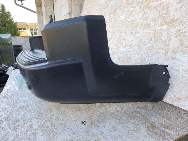 bontott LAND ROVER DISCOVERY Hátsó Lökhárító (Részeivel)