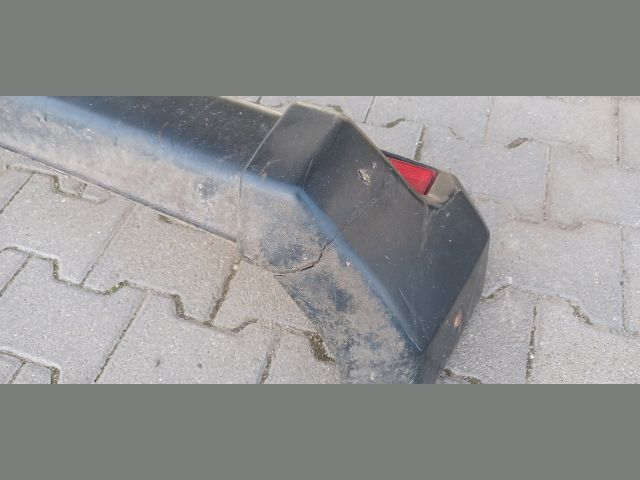 bontott LAND ROVER DISCOVERY Hátsó Lökhárító (Részeivel)