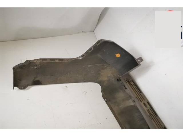 bontott LAND ROVER DISCOVERY Hátsó Lökhárító (Részeivel)