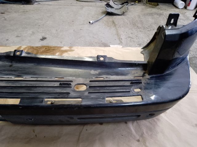 bontott LAND ROVER DISCOVERY Hátsó Lökhárító (Üresen)