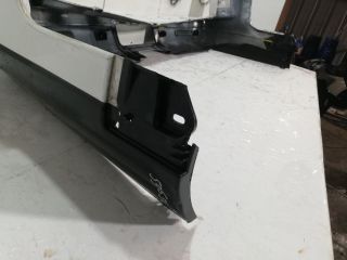 bontott LAND ROVER DISCOVERY Hátsó Lökhárító (Üresen)