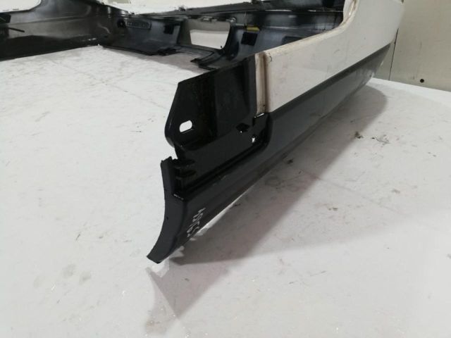 bontott LAND ROVER DISCOVERY Hátsó Lökhárító (Üresen)