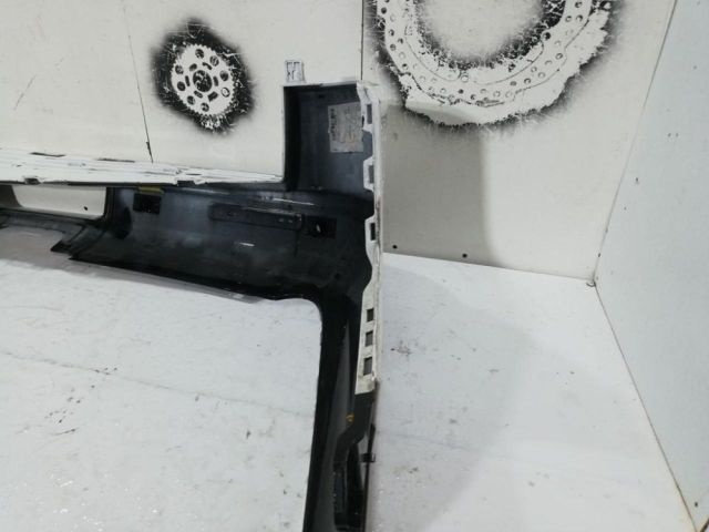 bontott LAND ROVER DISCOVERY Hátsó Lökhárító (Üresen)