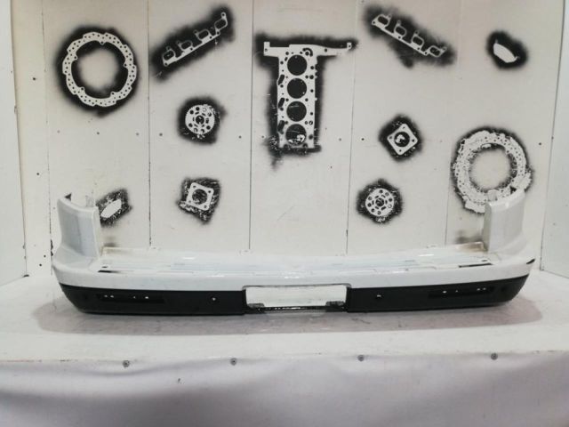 bontott LAND ROVER DISCOVERY Hátsó Lökhárító (Üresen)