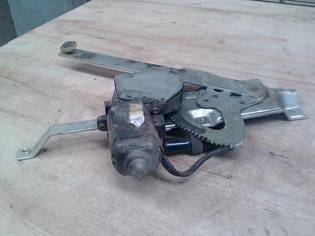 bontott LAND ROVER DISCOVERY Jobb első Ablakemelő Szerkezet (Elektromos)