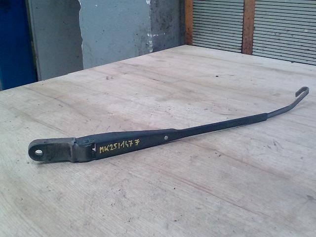 bontott LAND ROVER DISCOVERY Jobb első Ablaktörlő Kar