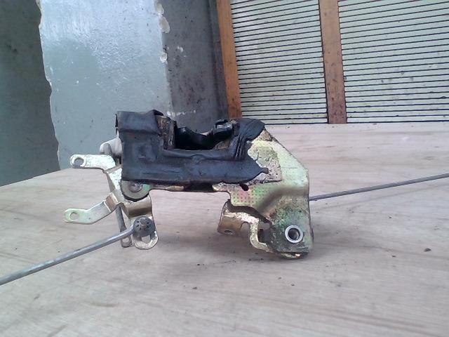 bontott LAND ROVER DISCOVERY Jobb első Ajtózár