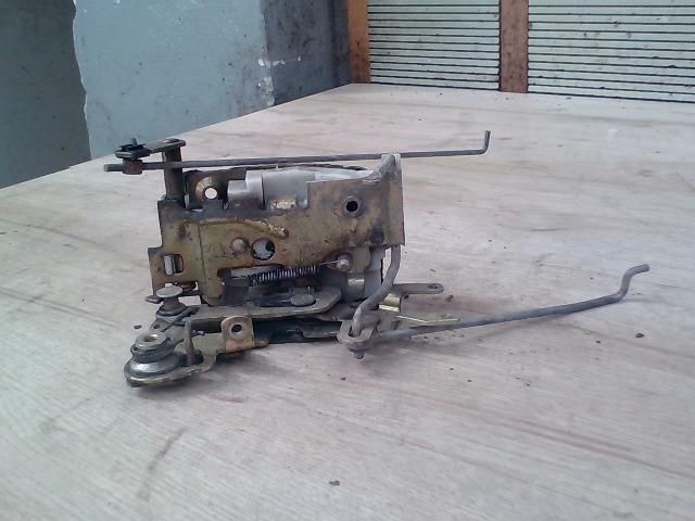 bontott LAND ROVER DISCOVERY Jobb első Ajtózár