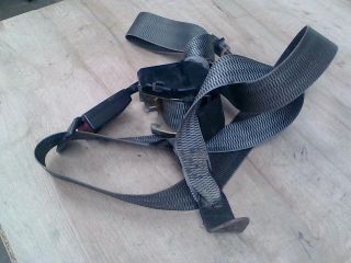 bontott LAND ROVER DISCOVERY Jobb első Biztonsági Öv