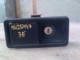 bontott LAND ROVER DISCOVERY Jobb első Külső Kilincs