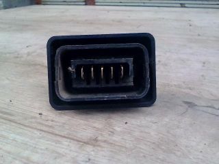 bontott LAND ROVER DISCOVERY Jobb hátsó Ablakemelő Kapcsoló