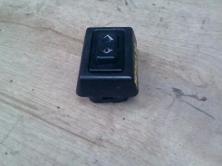 bontott LAND ROVER DISCOVERY Jobb hátsó Ablakemelő Kapcsoló