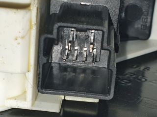 bontott LAND ROVER DISCOVERY Jobb hátsó Ablakemelő Szerkezet (Elektromos)