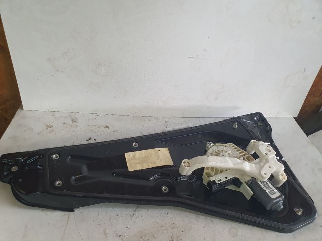 bontott LAND ROVER DISCOVERY Jobb hátsó Ablakemelő Szerkezet (Elektromos)