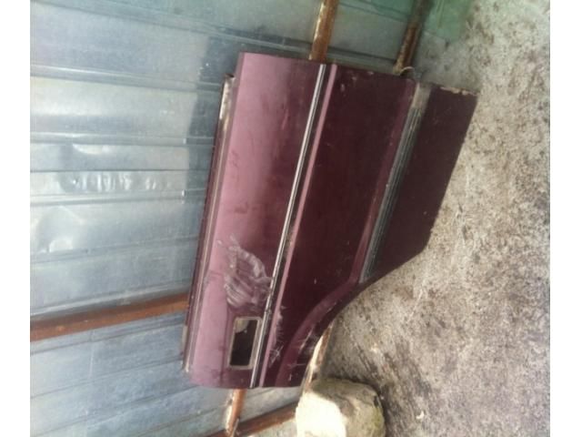 bontott LAND ROVER DISCOVERY Jobb hátsó Ajtó (Üres lemez)