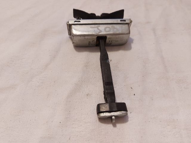 bontott LAND ROVER DISCOVERY Jobb hátsó Ajtóhatároló