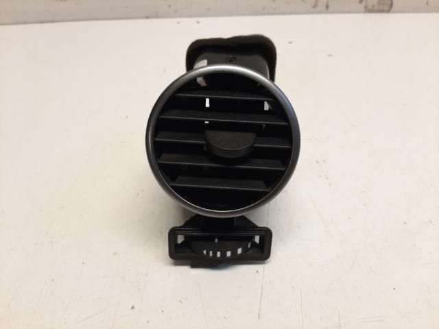 bontott LAND ROVER DISCOVERY Jobb Szellőző