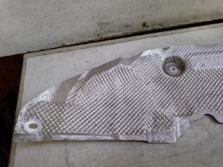 bontott LAND ROVER DISCOVERY Középső Kipufogó Dob Hővédő Lemez