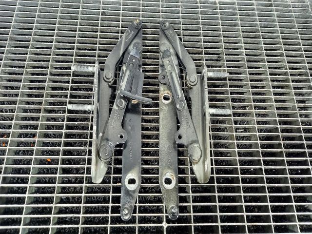 bontott LAND ROVER DISCOVERY Motorháztető Zsanér Pár