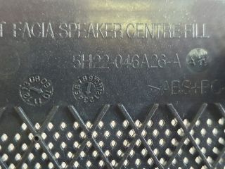 bontott LAND ROVER DISCOVERY Műszerfal Középső Hangszóró Burkolat