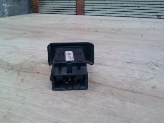 bontott LAND ROVER DISCOVERY Rádió / CD Kapcsoló