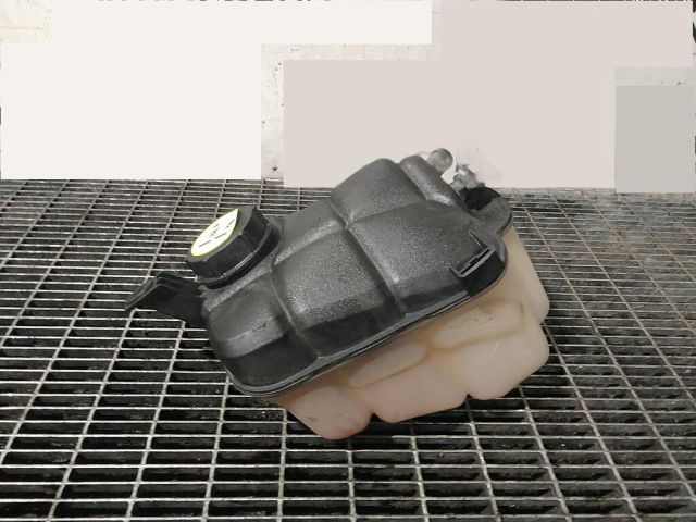 bontott LAND ROVER DISCOVERY SPORT Kiegyenlítő Tartály