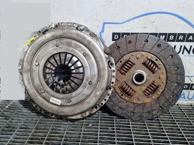 bontott LAND ROVER DISCOVERY SPORT Kuplung Szett (Szerkezet, Tárcsa)