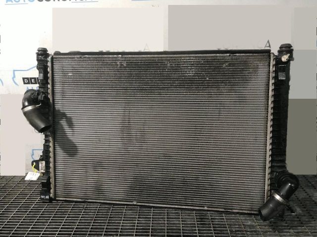 bontott LAND ROVER DISCOVERY SPORT Vízhűtő Radiátor (Klímás)