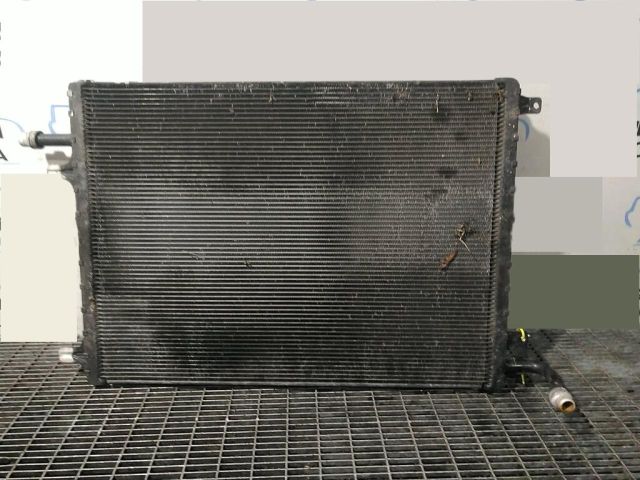 bontott LAND ROVER DISCOVERY SPORT Vízhűtő Radiátor (Klímás)