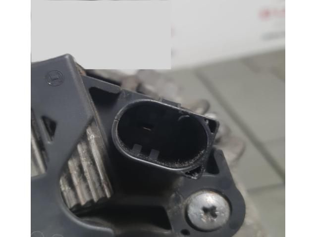 bontott LAND ROVER DISCOVERY SPORT Generátor