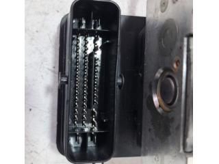 bontott LAND ROVER DISCOVERY SPORT ABS Kocka