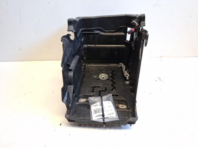 bontott LAND ROVER DISCOVERY SPORT Akkumulátor Tartó