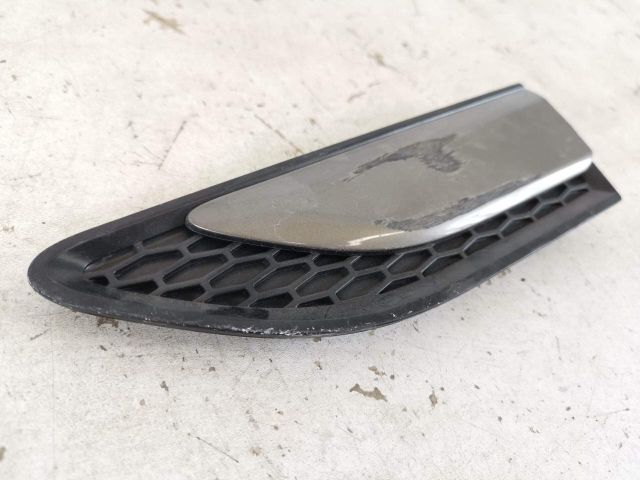 bontott LAND ROVER DISCOVERY SPORT Bal első Sárvédő Díszléc