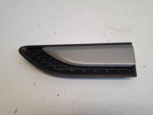 bontott LAND ROVER DISCOVERY SPORT Bal első Sárvédő Díszléc