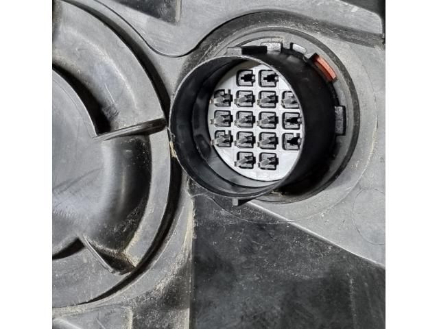 bontott LAND ROVER DISCOVERY SPORT Bal Fényszóró