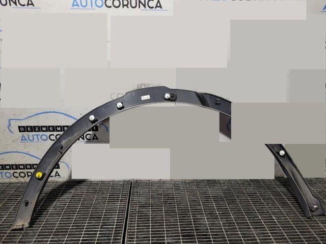 bontott LAND ROVER DISCOVERY SPORT Bal hátsó Sárvédő Díszléc