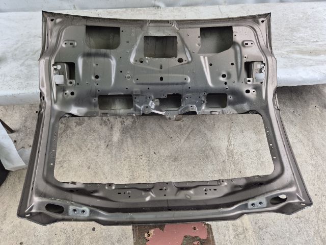 bontott LAND ROVER DISCOVERY SPORT Csomagtérajtó (Üres lemez)