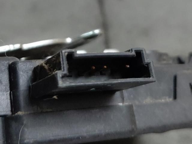 bontott LAND ROVER DISCOVERY SPORT Csomagtérajtó Zárszerkezet