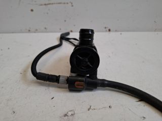 bontott LAND ROVER DISCOVERY SPORT Első Ablakmosó Szivattyú