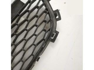 bontott LAND ROVER DISCOVERY SPORT Első Lökhárító Alsó Középső Díszrács