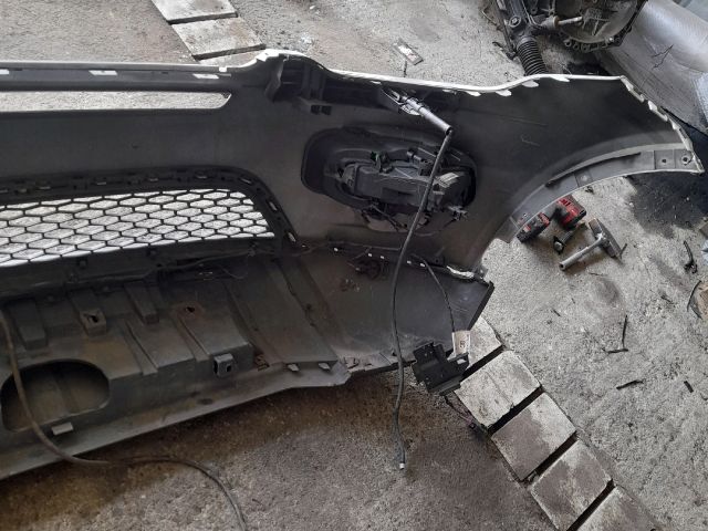 bontott LAND ROVER DISCOVERY SPORT Első Lökhárító (Részeivel)