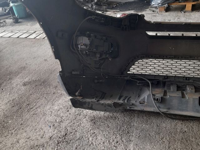 bontott LAND ROVER DISCOVERY SPORT Első Lökhárító (Részeivel)