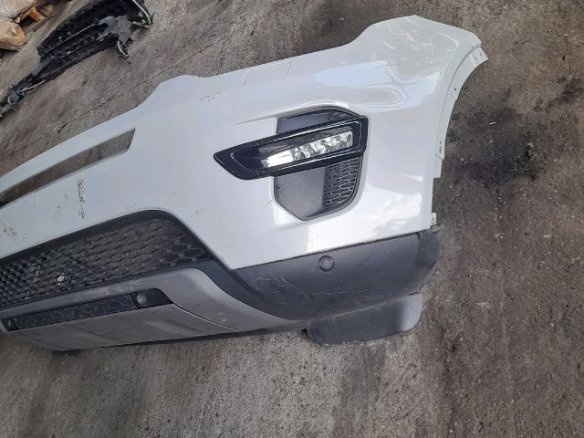 bontott LAND ROVER DISCOVERY SPORT Első Lökhárító (Részeivel)