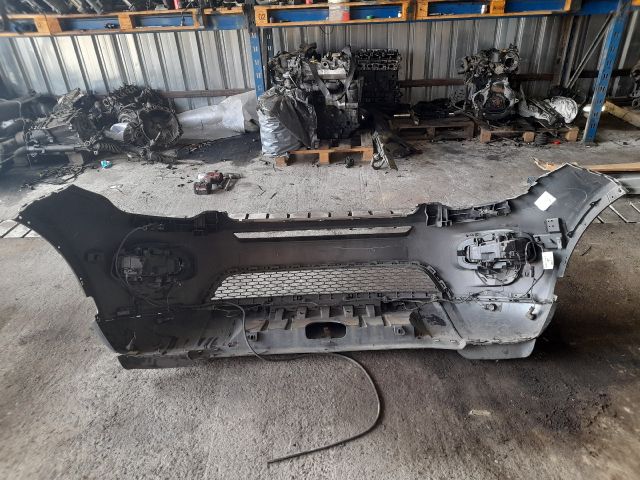 bontott LAND ROVER DISCOVERY SPORT Első Lökhárító (Részeivel)