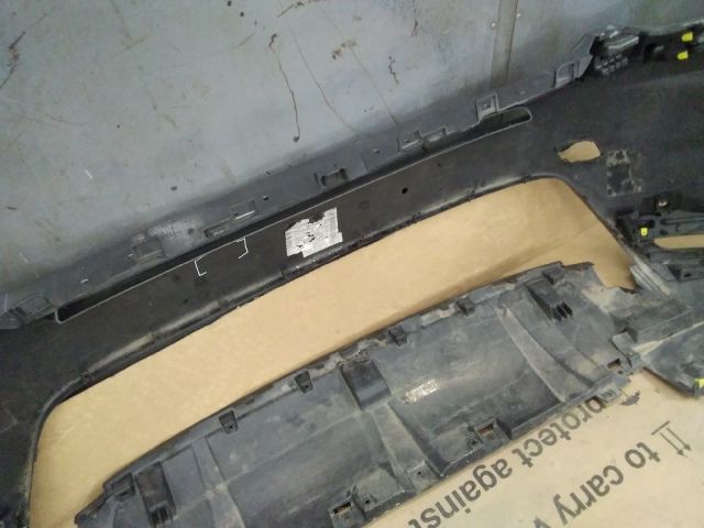 bontott LAND ROVER DISCOVERY SPORT Első Lökhárító (Üresen)