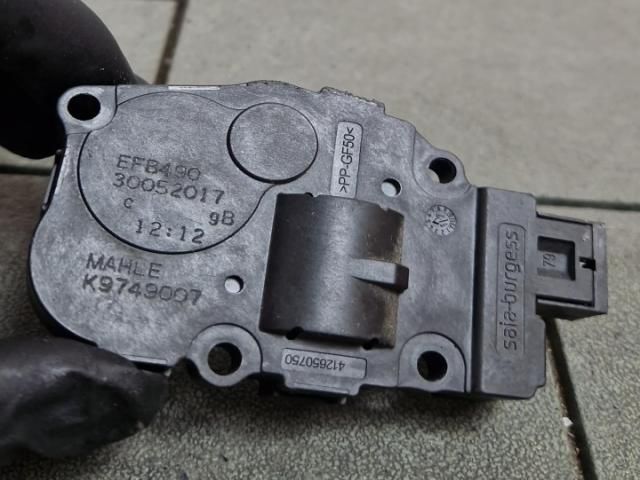 bontott LAND ROVER DISCOVERY SPORT Fűtés Állító Motor