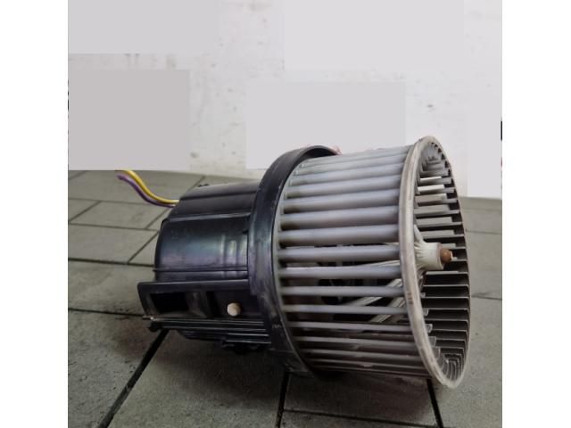 bontott LAND ROVER DISCOVERY SPORT Fűtőmotor (Klímás)