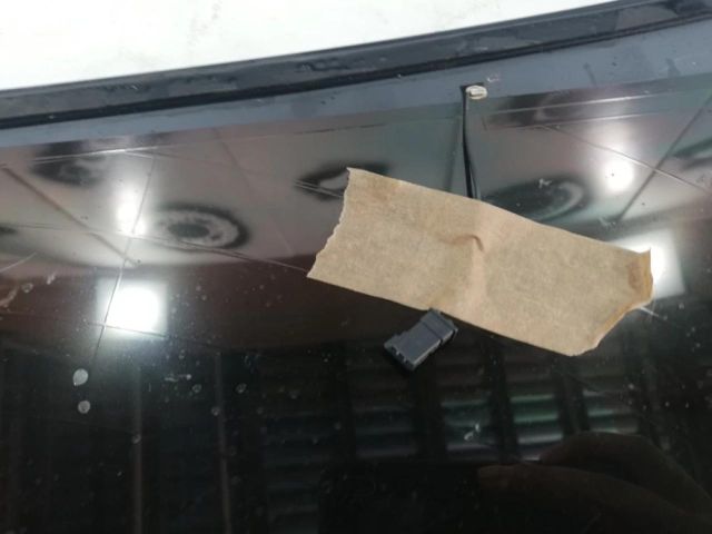 bontott LAND ROVER DISCOVERY SPORT Hátsó Szélvédő